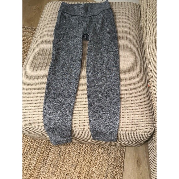 All in motion leggings - Picture 1 of 3